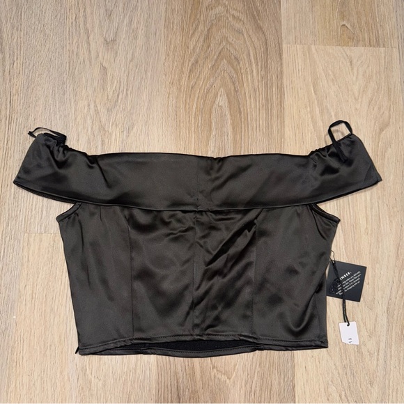 Nasty Gal After Party Off The Shoulder Black Crop Top - Size Large - Picture 3 of 6